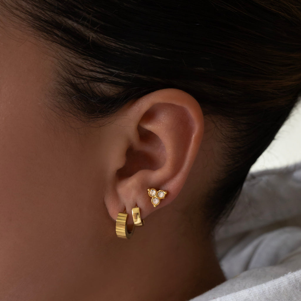 Define Stud Earrings
